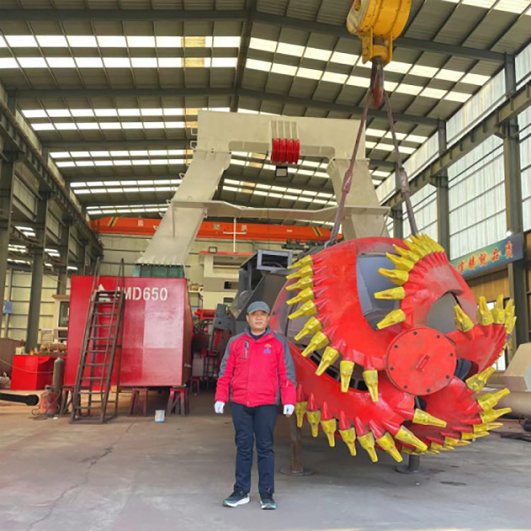 6500m³ 28inch Diesel Power Cutter Head River Dredging Ship 1